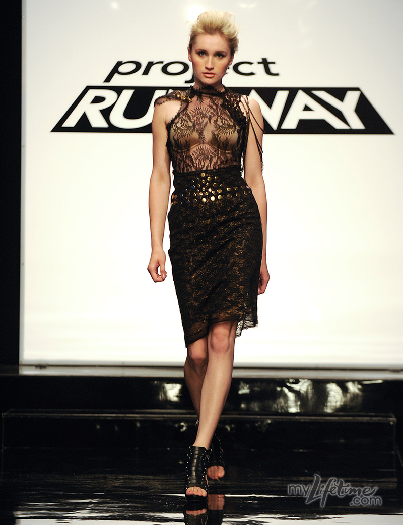 Illustration for article titled Project Runway's Team Challenge Elicits An Angry Rant From Tim Gunn